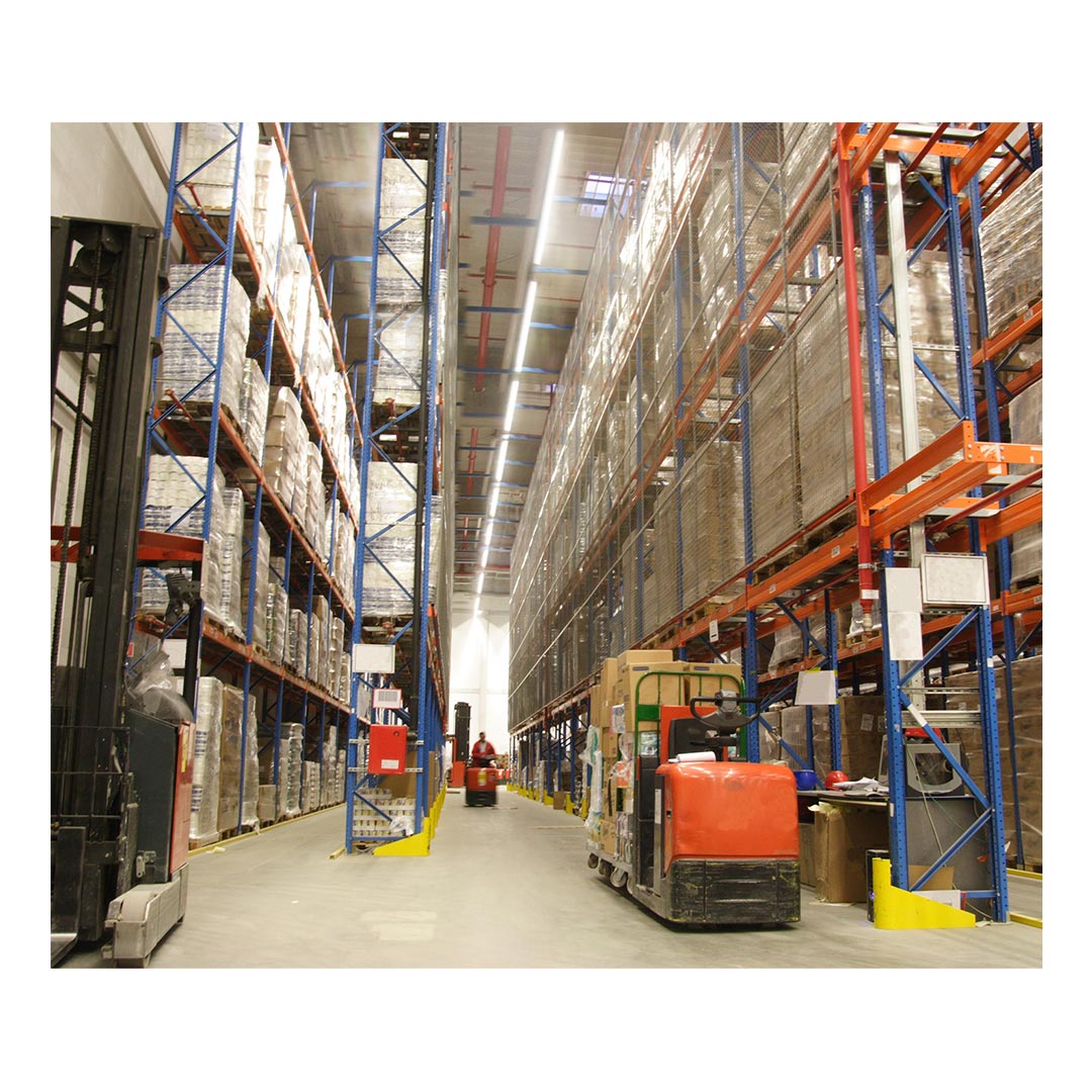 چراغ LED خطی روكار با توان 58 وات به طول 145 سانتی متر مدل سيليوم مازی نور با پخش نامتقارن دوطرفه نور