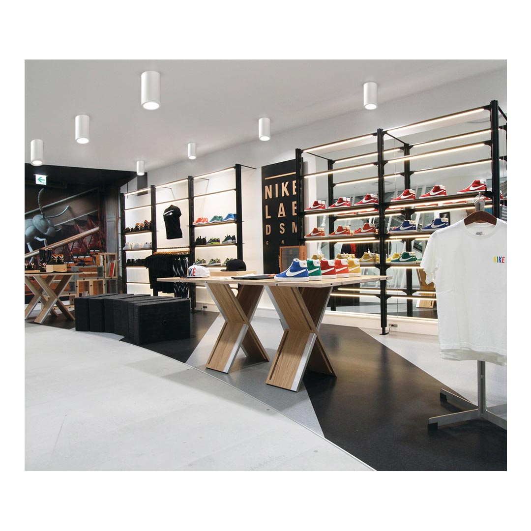 چراغ LED دانلايت روكار مدل ديانا قطر 15 و ارتفاع 22 سانتی متر با توان 14 وات مازی نور رنگ بدنه سفید