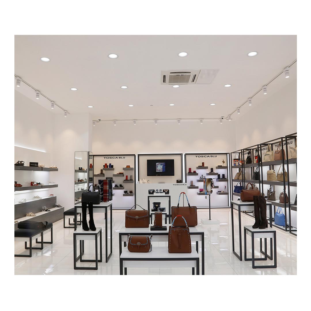 چراغ LED ريلی 20 وات مدل نواترن تک فاز به قطر 6.5 سانتی متر مازی نور با رنگ بدنه مشکی